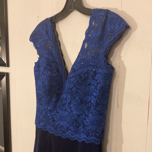 SHERRI HILL GOWN NWT ROYAL BLUESIZE 6 - Picture 5 of 16